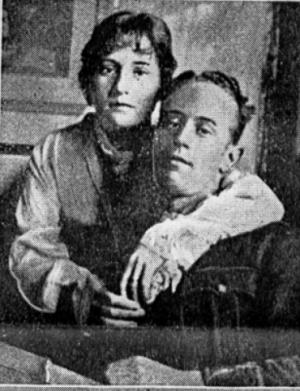 Leslie with his sister, Irene Howard