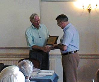 Laurie G3AQC gets a Bobek award